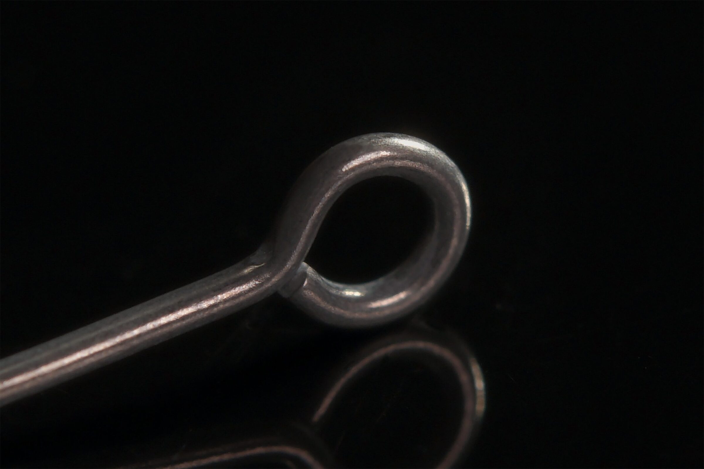 YARIE hook eye detail